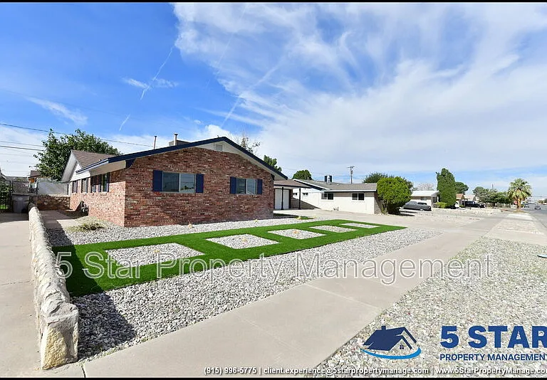 3217 Wedgewood Dr — Photo 1