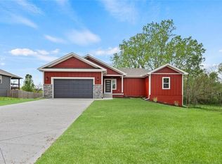 749 N Hurley St, Peculiar, MO 64078