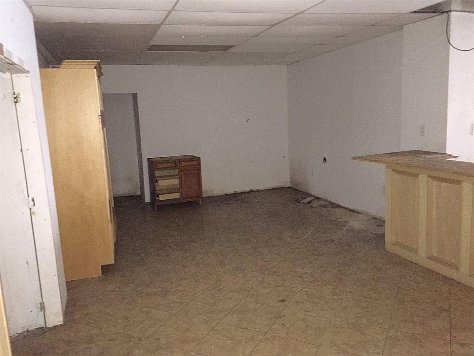 2nd image of 368 New St