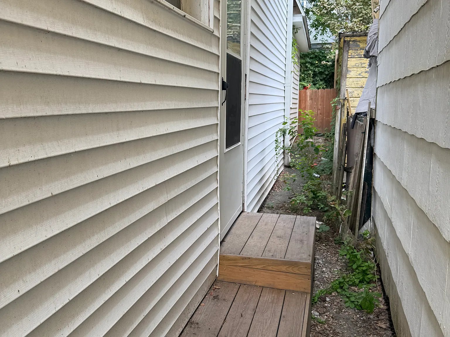 1 bed, 600 sqft, $1,300 — Photo 2