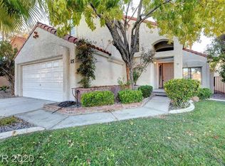 15 Jensen Dr, Henderson, NV 89074
