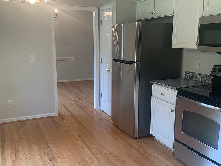 5401 Phillipsburg Dr — Photo 7