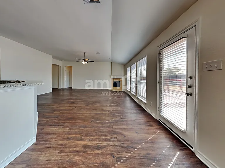 908 Mesa Vista Dr — Photo 6