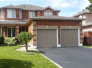 18 Merganser Ct, Barrie, ON L4N8W7