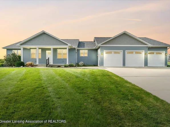 7548 Ionia Rd, Portland, MI 48875