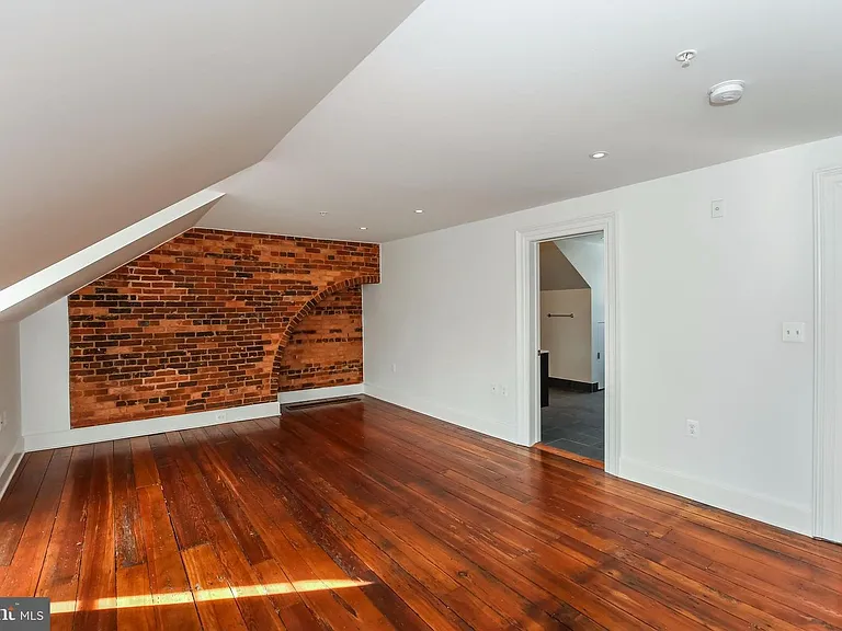 3009 M St NW #2 — Photo 19