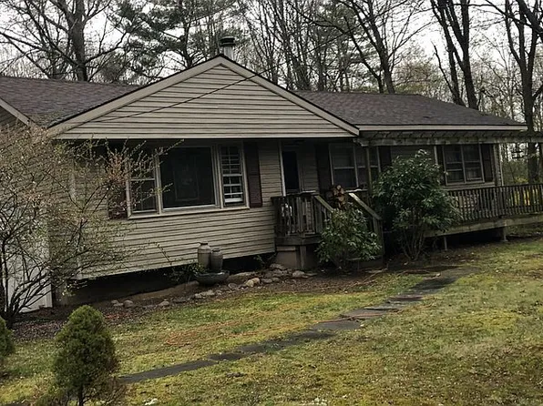 31 Marion Ave, Wawarsing, NY 12458