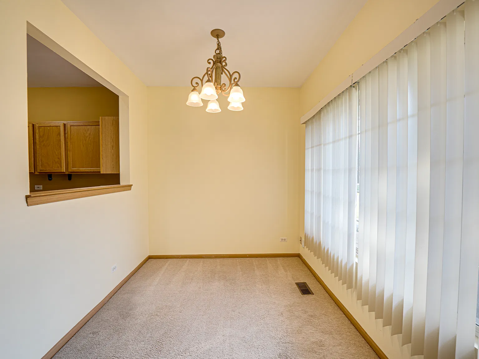2 bed, 2.5 bath, 1256 sqft, $2,185 — Photo 4