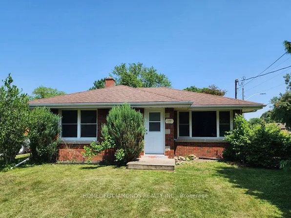 546 Lloyd Ave #Basement, Welland, ON L3C 2Z6