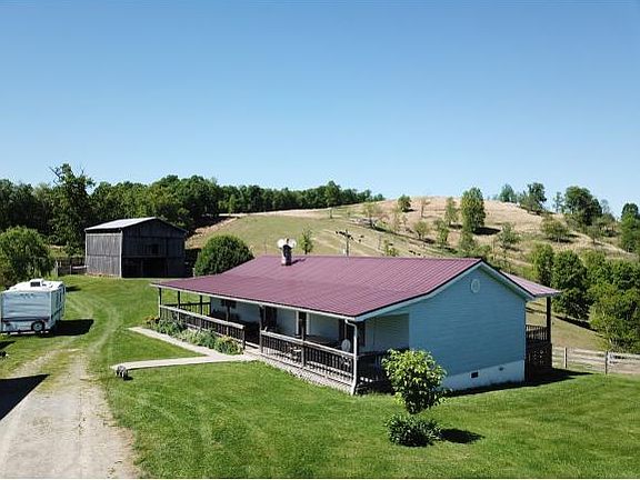 3rd image of 901 Antler Springs Ln