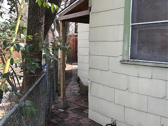 4th image of 818 N Windomere Ave