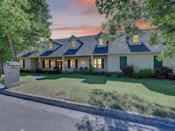 507 N State St, Decatur, TX 76234
