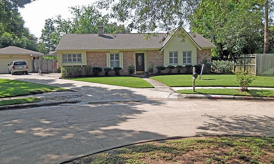 1st image of 13907 Fawnbrake Dr
