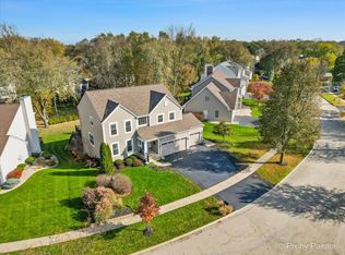 27 Talcott Ave, Crystal Lake, IL 60014