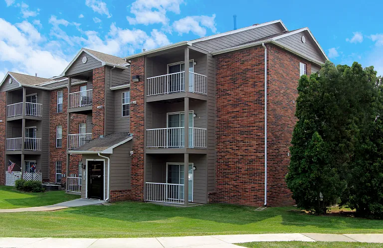 Tanglewood Apartments — Photo 27