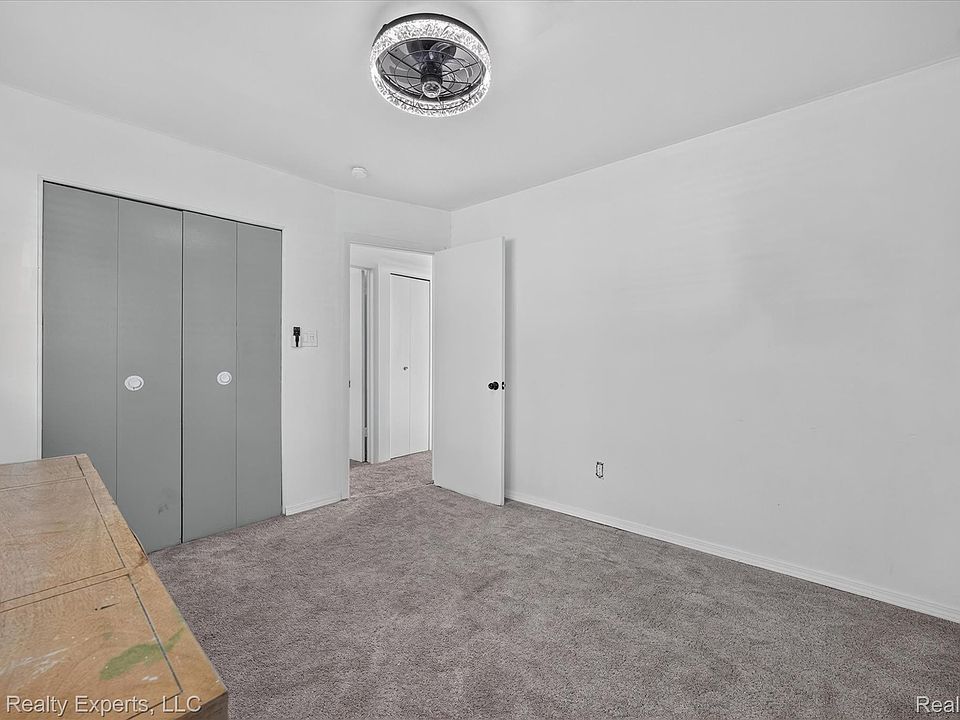32000 Saint Margaret St, photo 26