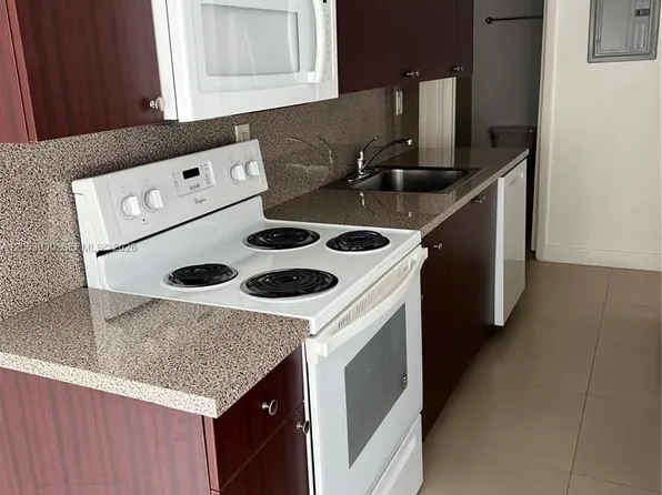 9310 W Flagler St APT 115A, Miami, FL 33174
