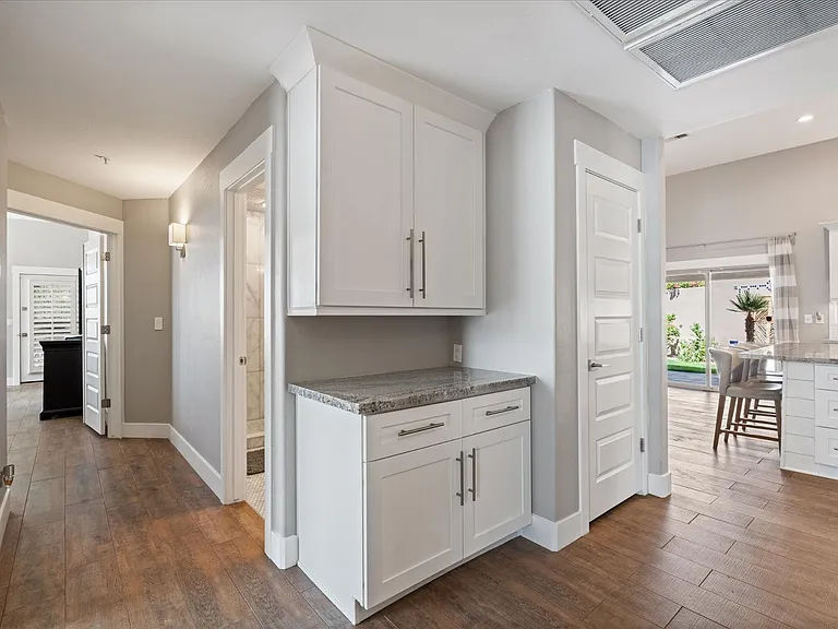 13610 E Laurel Ln — Photo 25