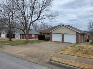 1521 Wensworth Ave, Springdale, AR 72762