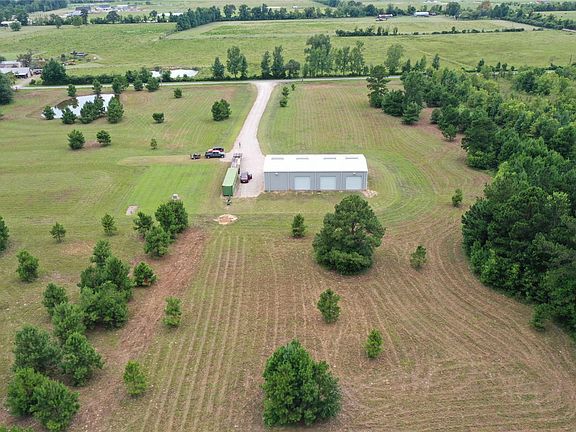 3rd image of 1955 County Road 2281