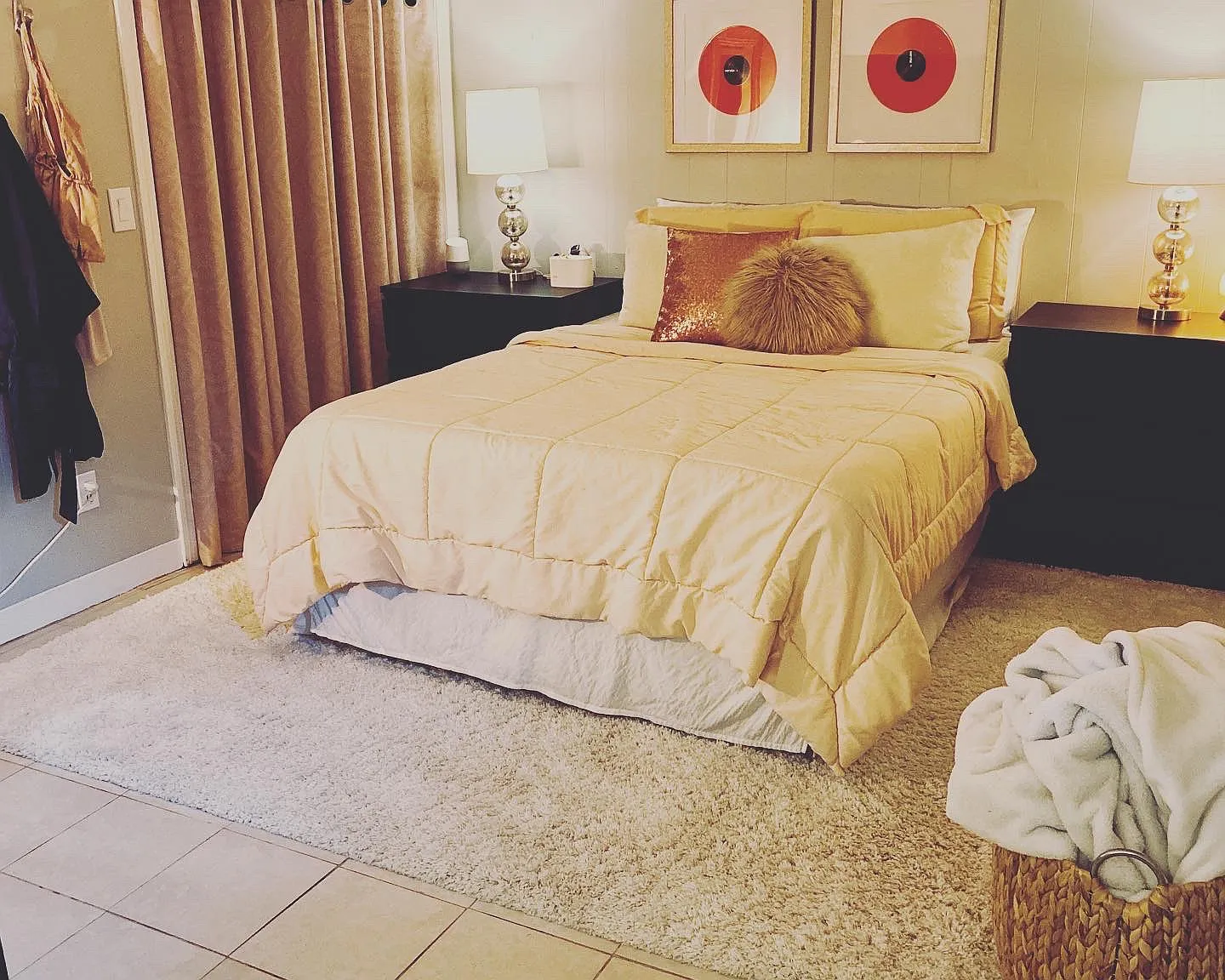 1 bed, 900 sqft, $2,200 — Photo 3