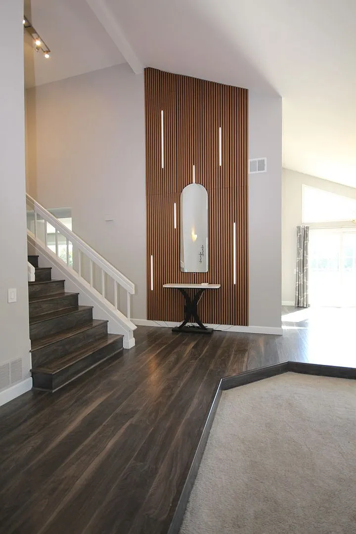 Del Mar Heights Home 4 Bedroom + bonus room, 2.5 Baths 3 Car Garage — Photo 3