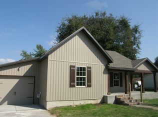 310 S Main St, Nixa, MO 65714