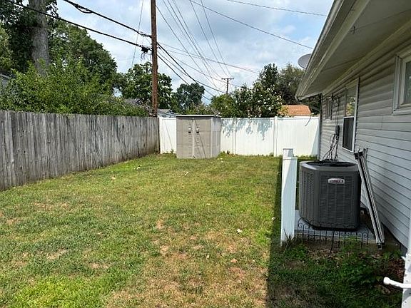 4th image of 1145 Ebeling Dr
