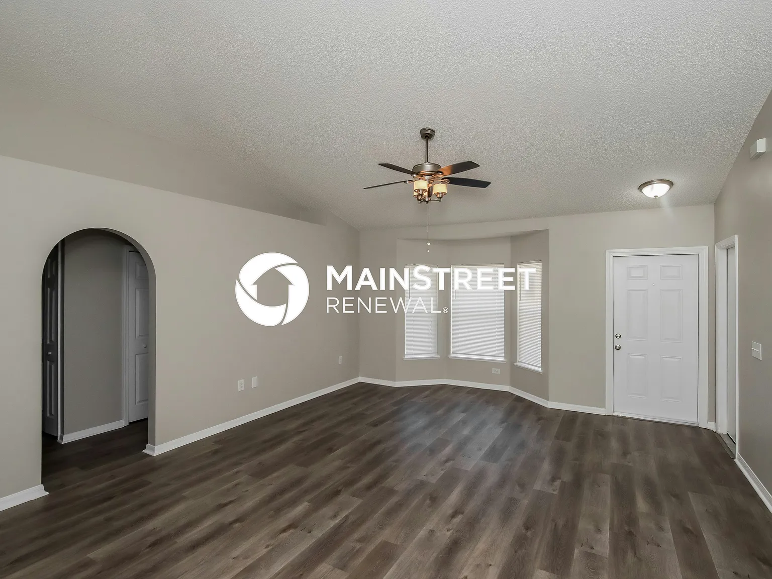 590 Truman St S W — Photo 3