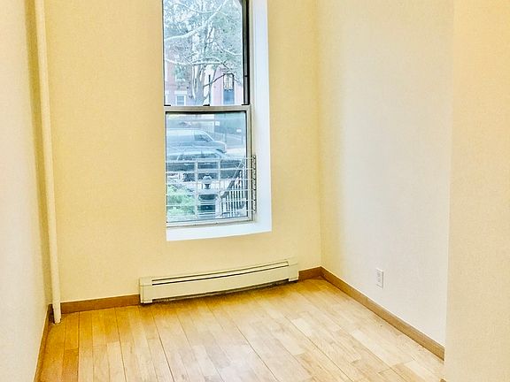 4th image of 20 1st Pl APT 1
