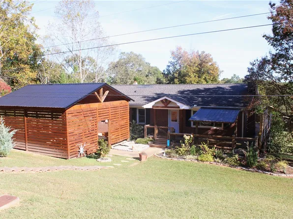 117 Eden Ln, Central, SC 29630