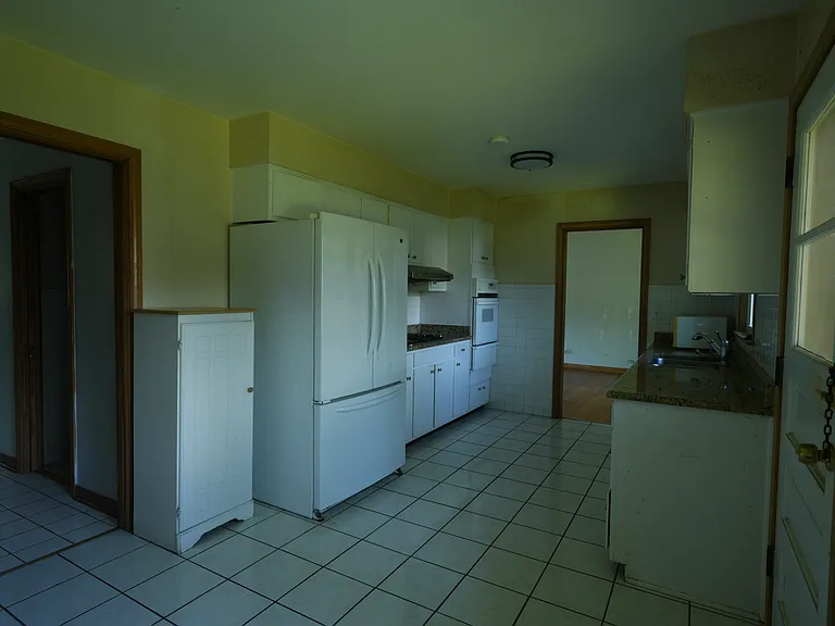 414 Brook Ln — Photo 9