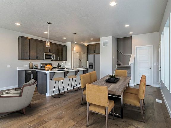 Kitchen & Nook