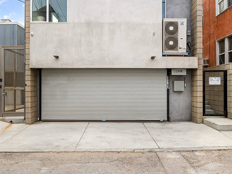 1308 Pacific Ave — Photo 52