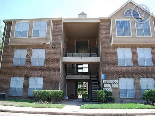 1st image of 15615 Blue Ash Dr #135