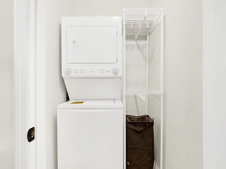 6 W 51st St #1 — Photo 11