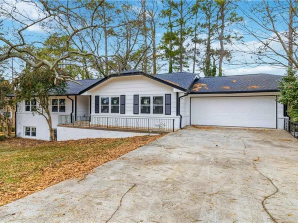 3600 Preakness Dr, Decatur, GA 30034
