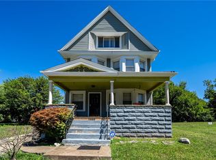 1885 Penrose Ave, East Cleveland, OH
