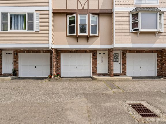 2nd image of 170 Wade Street #4