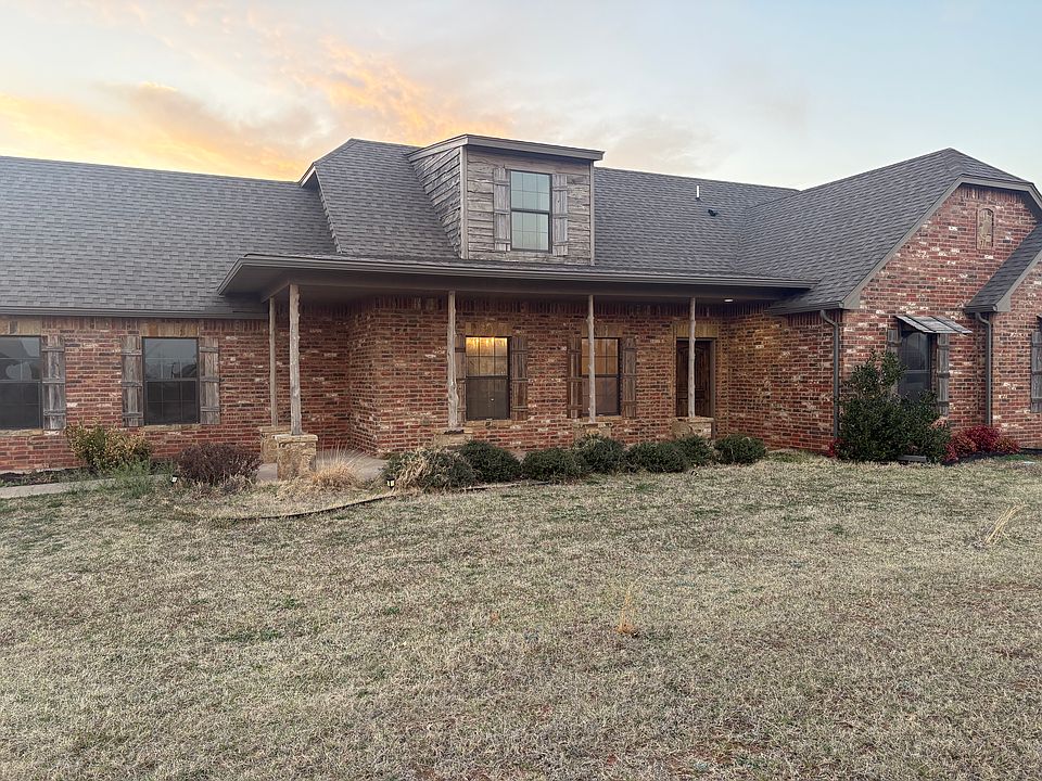 1st image of 26805 Stirrup Ct
