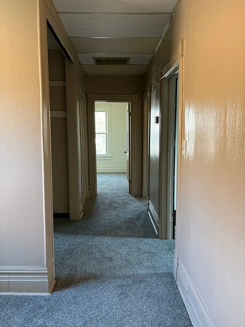 2517 Grand Ave — Photo 4