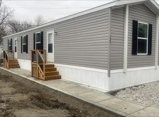 11800 Brookpark Rd TRAILER 124, Cleveland, OH 44130