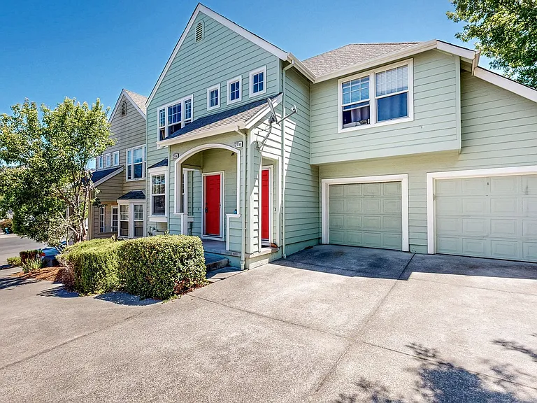 1211 Hidden Creek Pl — Photo 21