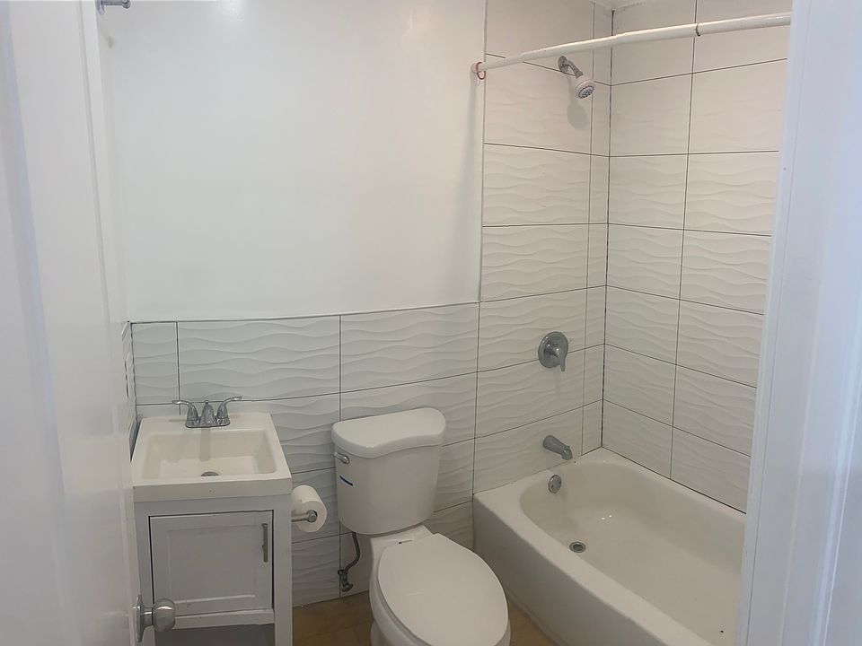 Full bathroom