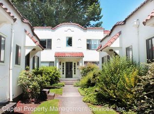 3035 NE Pacific St APT 10, Portland, OR 97232