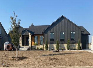 12220 E Woodspring St, Wichita, KS 67226