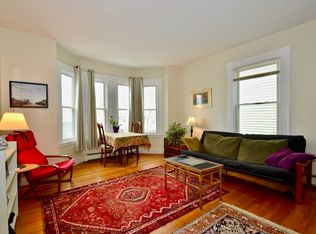 138 Huron Ave APT 3, Cambridge, MA 02138