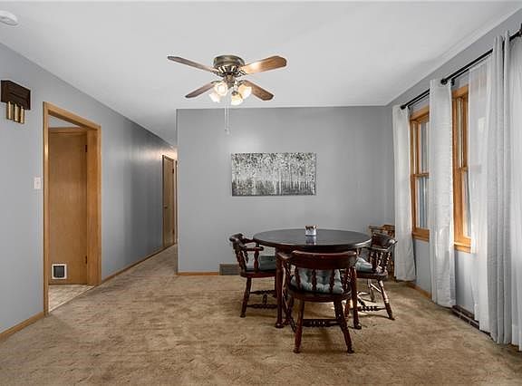 4th image of 502 Missouri Ave