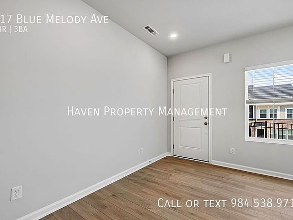 4th image of 117 Blue Melody Ave