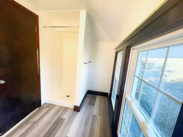 140 Edgerton Rd — Photo 33